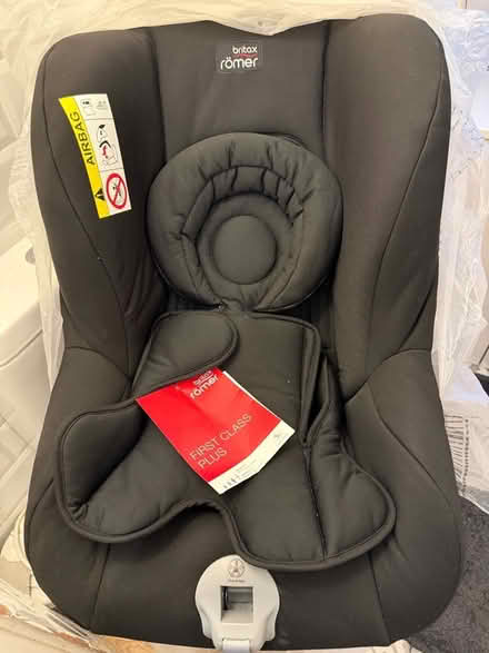 Photo of free Britax Romer Car seat Group 0+/1 Birth to 4 years (Barnes SW15) #1