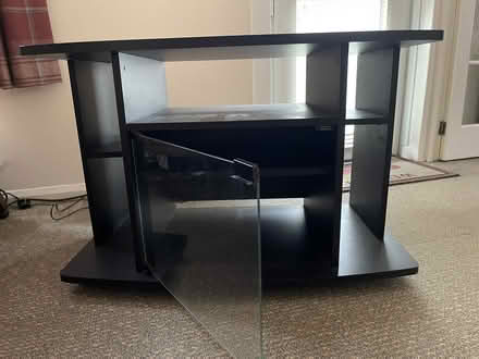 Photo of free TV/media unit (Oxford, Cowley Road area OX4 1) #1