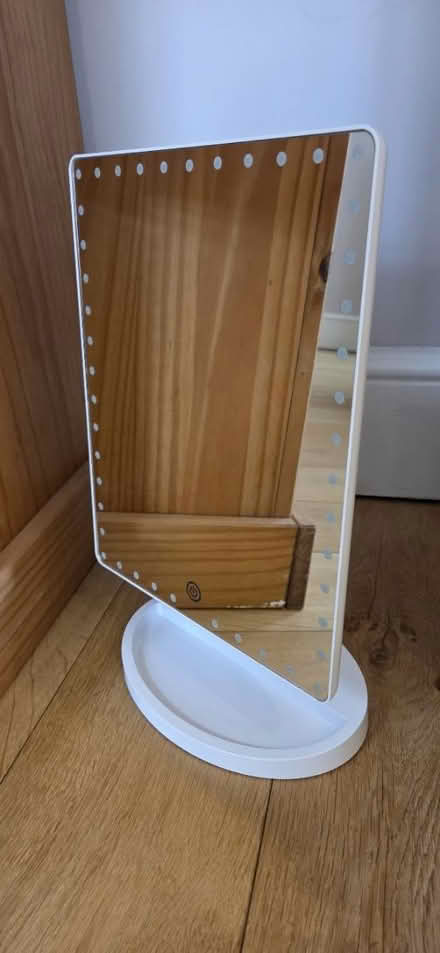 Photo of free Make up mirror with inbuilt light (Chichester PO19) #1