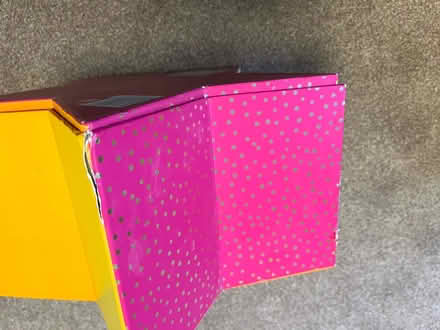 Photo of free empty star shaped box (Beckenham BR3) #3