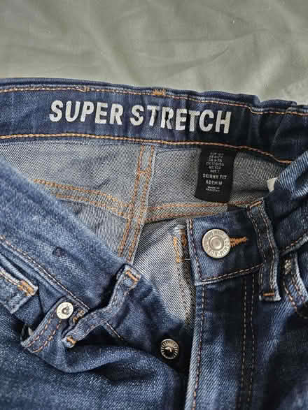 Photo of free kids jeans 6-7:yo (EC1R) #3