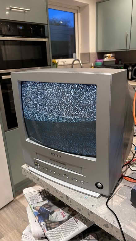 Photo of free Samsung VCR/TV combo, panel locked (Ilkeston DE7 DE7) #2