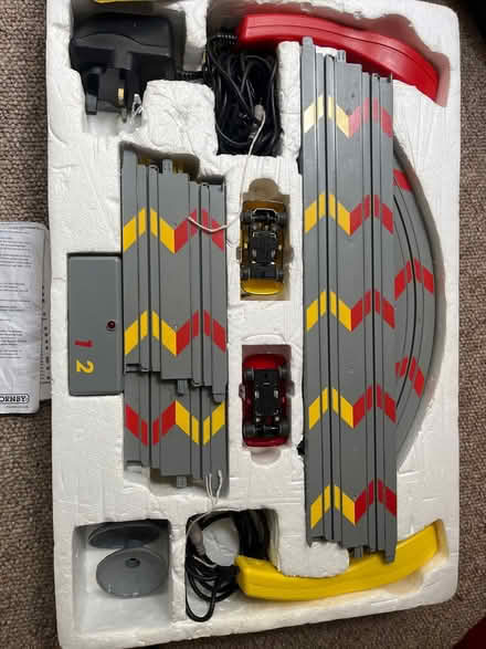 Photo of free My first scalextrix (Paulton BS39) #3