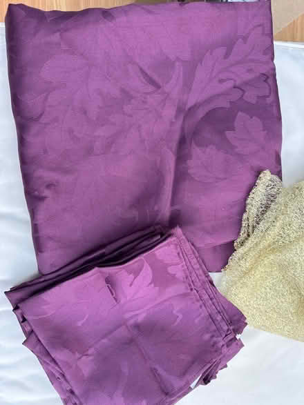 Photo of free Large purple table cloth and 8 matching napkins (Blaby LE8) #1