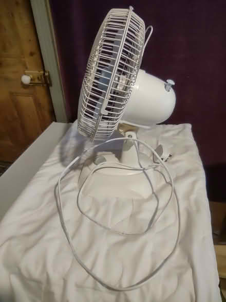 Photo of free Electric fan (ME13) #2