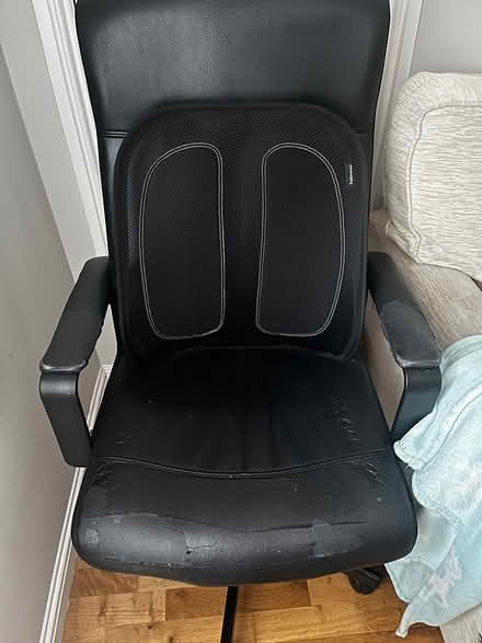 Photo of free office chair and office table (FK12 Alva) #1