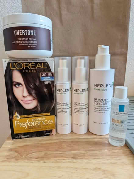 Photo of free Various beauty products (Tanasbourne) #1