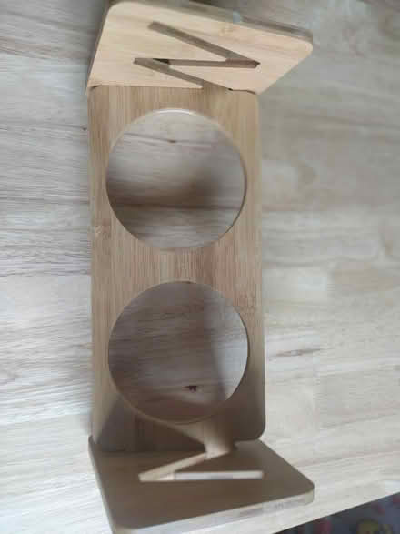 Photo of free Raised cat/dog food and water (New Cross SE14) #1