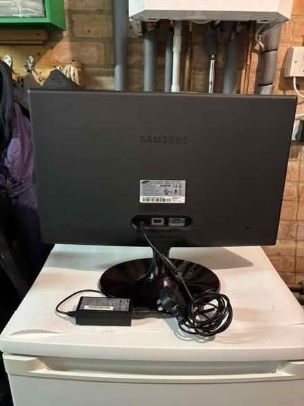 Photo of free 21" computer monitor (Epping CM16) #2