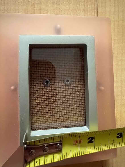 Photo of free Small picture frame - 2”x3” picture (L5L 5P5) #3