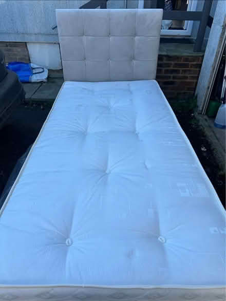 Photo of free Single bed with two drawers (Newdigate) #1