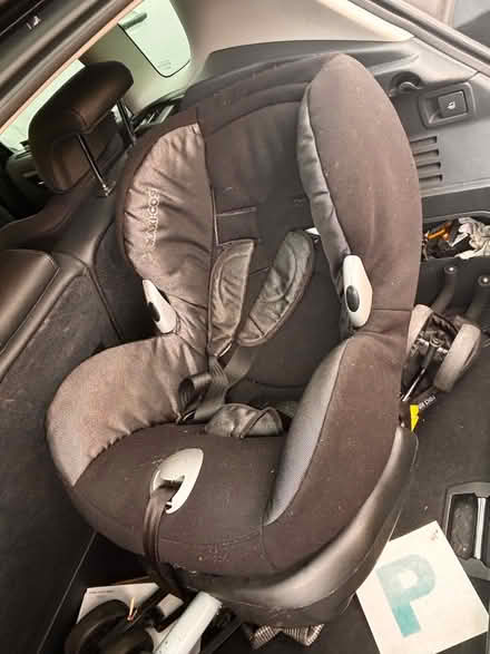 Photo of free Maxi-Cosi Car Seat (LS15 Whitkirk Leeds) #2