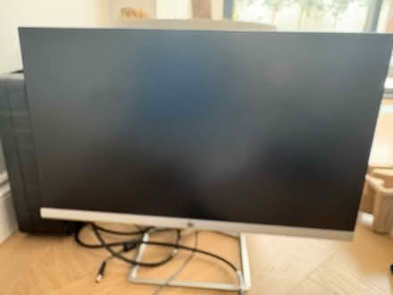 Photo of free HP monitor and black computer stand (W4) #1