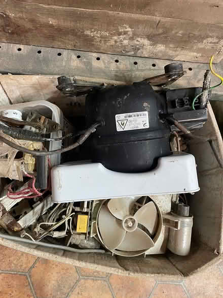 Photo of free Electrical stuff (Llangamarch, Nanteronen) #1