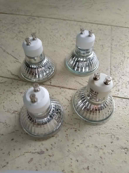 Photo of free 4 x Halogen spotlight bulbs 40w (Colchester CO1) #1