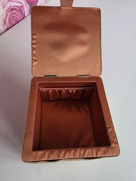 Photo of free Jewellery box (SG18) #2