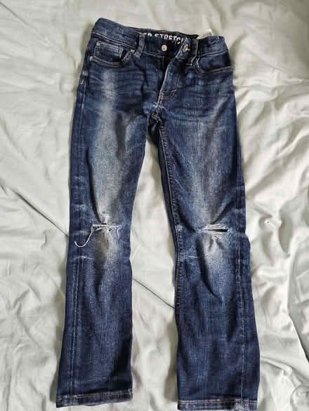 Photo of free kids jeans 6-7:yo (EC1R) #1