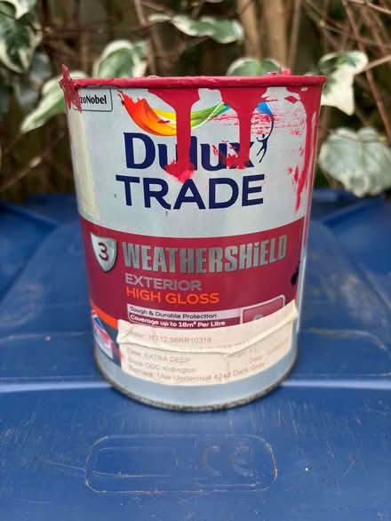 Photo of free Exterior Dulux Weathershield paints (Cutteslowe OX2) #2