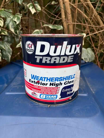 Photo of free Exterior Dulux Weathershield paints (Cutteslowe OX2) #3