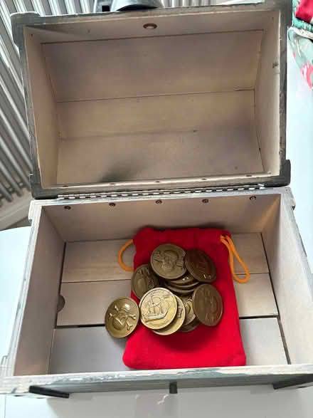 Photo of free Wooden toy pirate chest (CM1 Broomfield) #2