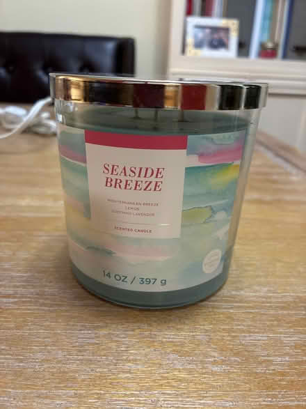 Photo of free Candle 14oz (Novato) #1