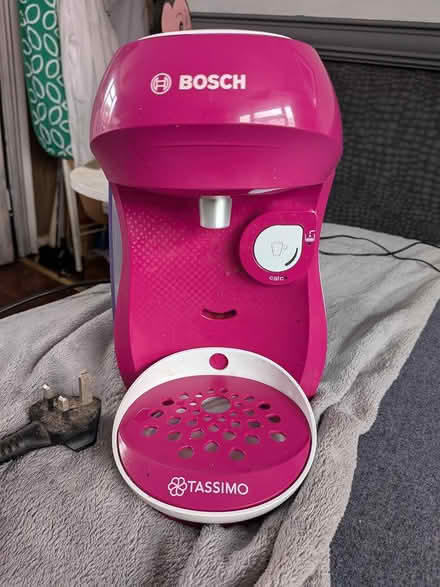 Photo of free Bosch tassimo (happy) (stevenage SG1) #2