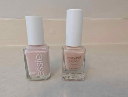 Photo of free Pink nail polish (Chesser EH14) #1