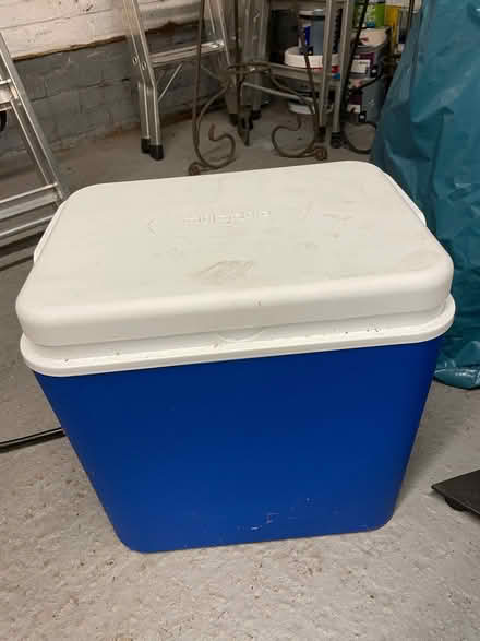Photo of free Cooler for the summer (Richmond TW9) #1