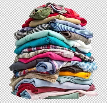 Photo of clothing donations (Arnold NG5) #1