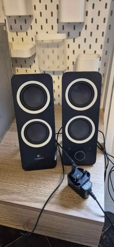 Photo of free Logitech speakers (Leeds LS8) #1