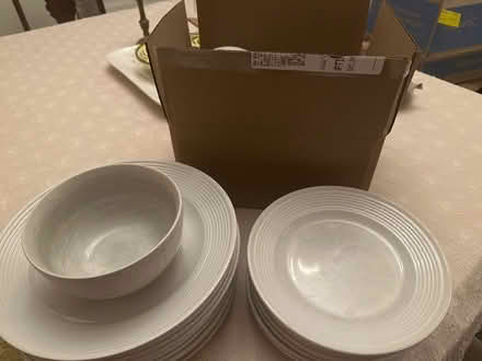 Photo of free Dish set (New Haven (Edgewood/Howe)) #1