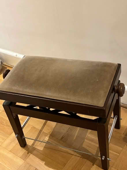 Photo of free Piano stool (Summertown OX2) #1