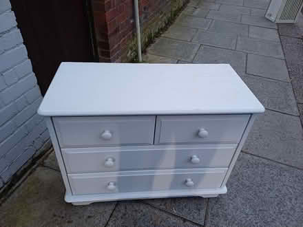 Photo of free White chest - Peckham SE15 4DF (Peckham) #1