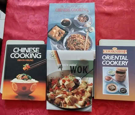 Photo of free chines & oriental cookery book x 4 (bramley LS13) #1