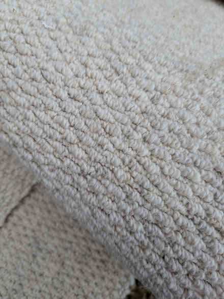 Photo of free Cream/beige carpet off cuts (Baulking SN7) #2