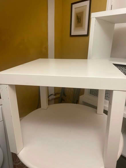 Photo of free Small coffee table (Reading) #1