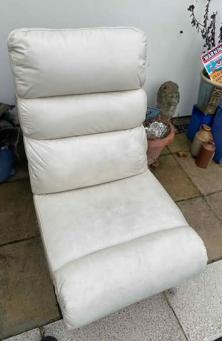 Photo of free 6 seater cream leather sofa (Ig8 Woodford green) #4