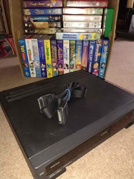 Photo of free Finlandia VHS player (no remote) & VHS movies (Caton LA2) #1