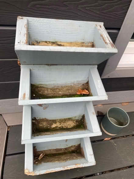 Photo of free Herb planter small (KT9 Chessington) #3