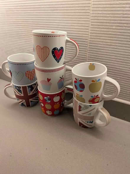 Photo of free Set of 7 mugs (Bernards Heath AL1) #1
