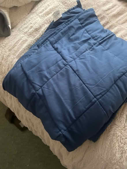 Photo of free Brentford’s weighted blanket 6kg (Fareham central PO16) #1
