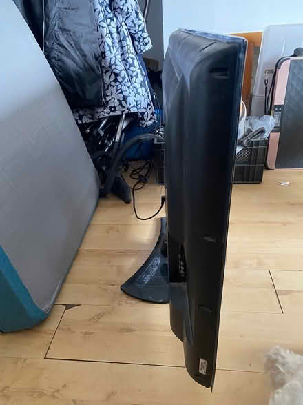Photo of free Flat screen TV (Quarndon DE22) #3