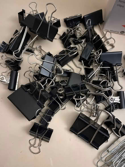 Photo of free Selection of bulldog clips and paper clips (Bear Flat) #2