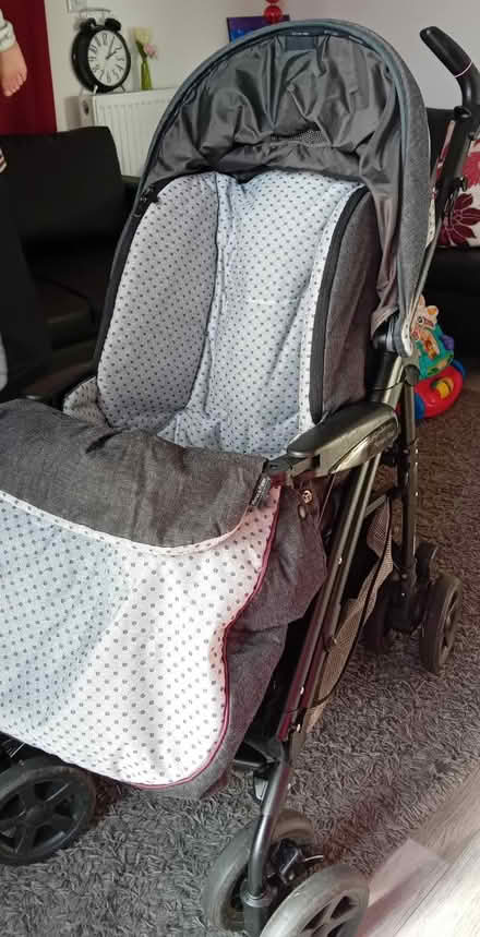Photo of free Mamas & Papas Pram (Hayes end) #4