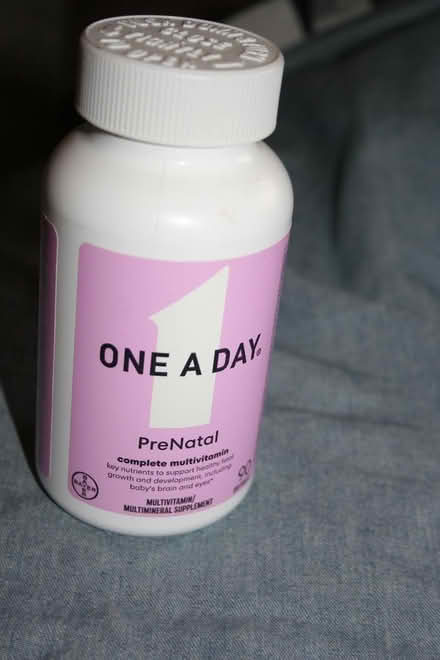 Photo of free bottle of 1 a day prenatal vitamins (Big Timber & Randall Rd, Elgin) #1