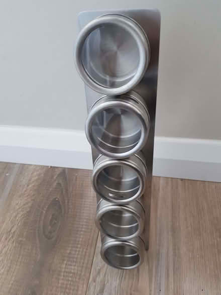 Photo of free Kitchen Items, contains knives. COLLECTION IN PERSON OVER 18 (Highway SL6) #2