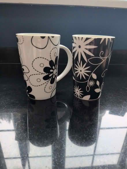 Photo of free Pair of tall mugs (Chalker's Corner TW9) #1