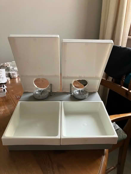 Photo of free Cat Feeder (Heston UB2) #2