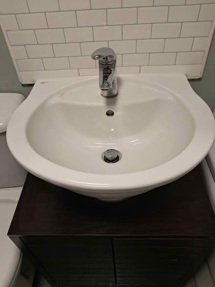 Photo of free Basin sink Ideal Standrd Tap Cabine (Bristol BS7) #3
