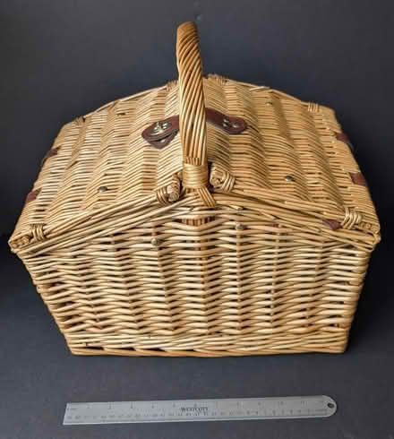 Photo of free Picnic basket w/glasses & plates (Santa Clara near Great America) #4